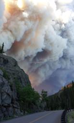 Plume near Big Meadows campground. (Courtesy: Inciweb)