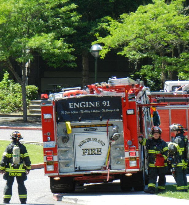 Mercer Island's Engine 91 responded as Mutual Aid.