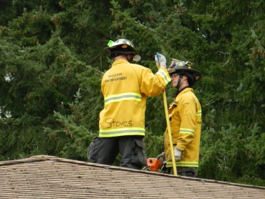 Bellevue Firefighters on Roof 2